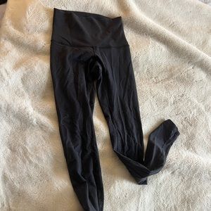 Black Lululemon leggings